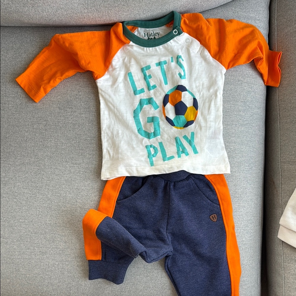 Hatley pants and shirt Set 6-9 months